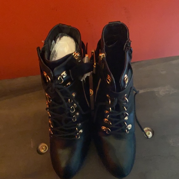 !!! - Picture 4 of 4